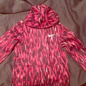 Nike/ super comfy hoodie